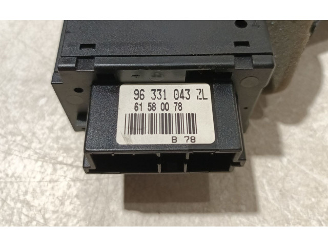 Переключатель дворников 6239G6 Peugeot 306