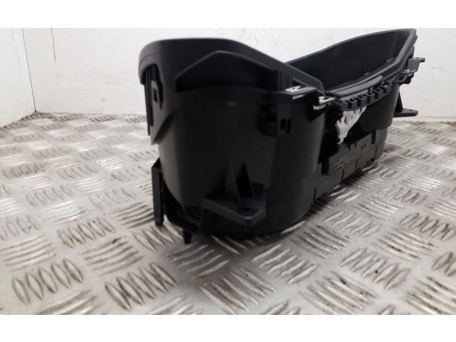 Панель приборов 3V0920941A   Skoda Superb B8 (3V)       