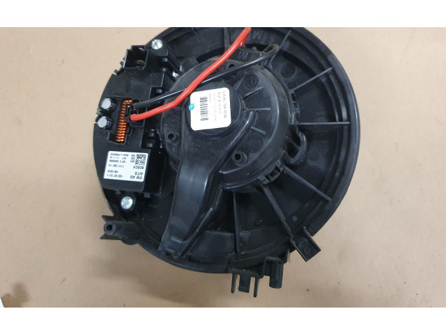 Вентилятор печки    3QF819021, 5Q0907521E   Volkswagen Tiguan