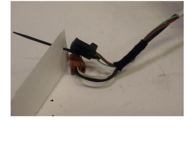 Зеркало электрическое Peugeot 2008 I 2013 - 2019 года