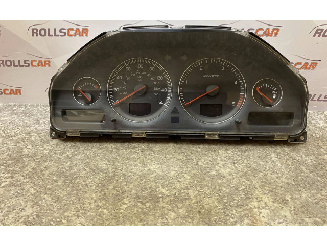 Панель приборов 8673263, 8673802   Volvo V70       