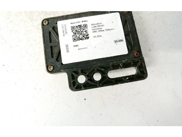 Ручка стеклоочистителей mb306591, MB306591 Mitsubishi Galant