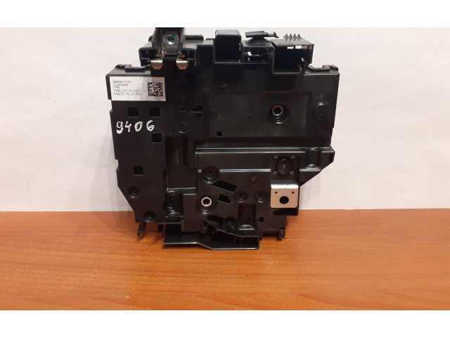 Блок предохранителей 32265898, 9406 Volvo XC40