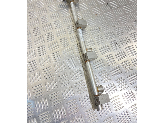 Vstřikovací lišta 03H133316N   Volkswagen Touareg II     