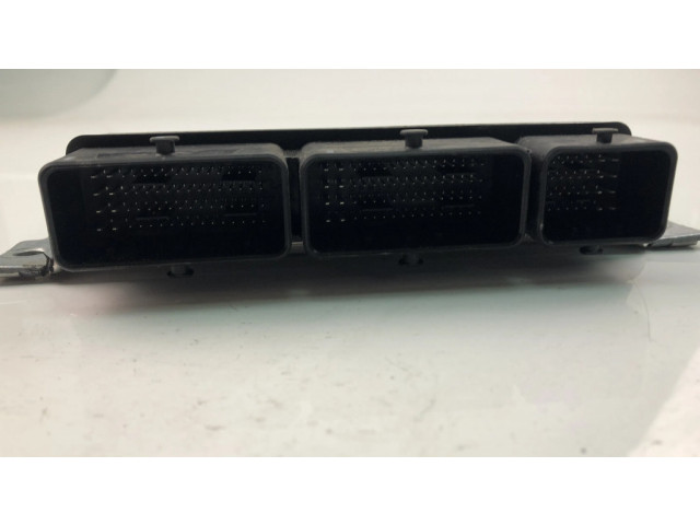 Řídící jednotka 237104639S Dacia Sandero 2021