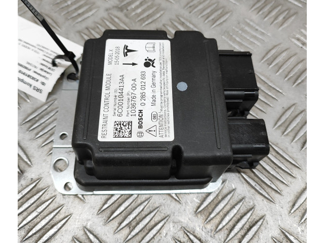 Блок подушек безопасности 103676700A Tesla Model X