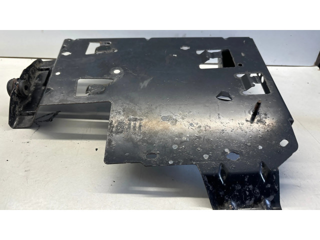 Блок управления двигателя 8200413340, 93854368   Renault Trafic II (X83)