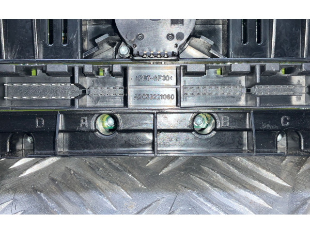 Блок управления климат-контролем 8U0820043D Audi Q3 8U