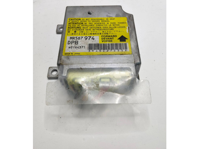 Блок подушек безопасности MR587974, W2T64371   Mitsubishi L200