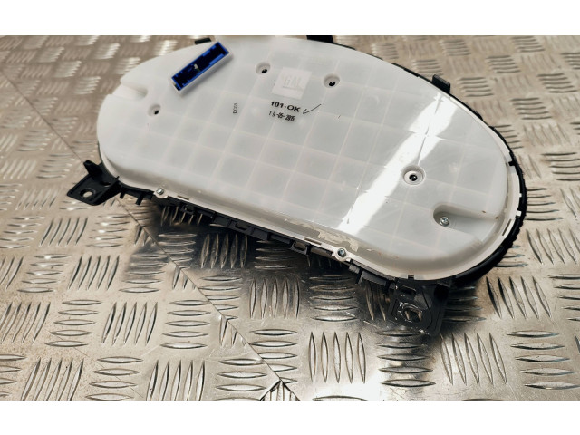 Панель приборов 13420513, 600775881   Opel Meriva B       