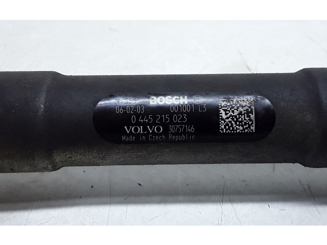 Топливная рампа 30750409, 0445215023   Volvo V70  