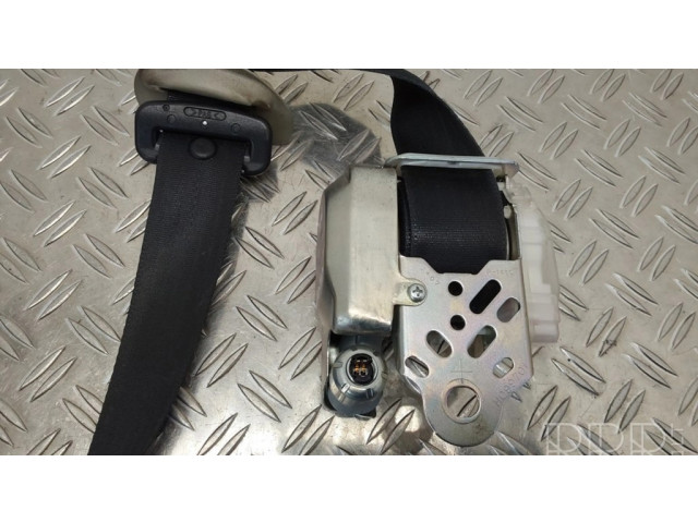 Передний ремень безопасности