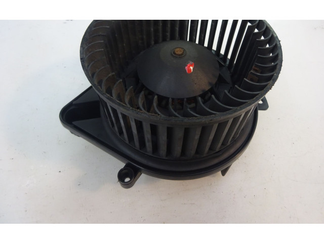 Вентилятор печки    8E1820021E   Audi A4 Allroad