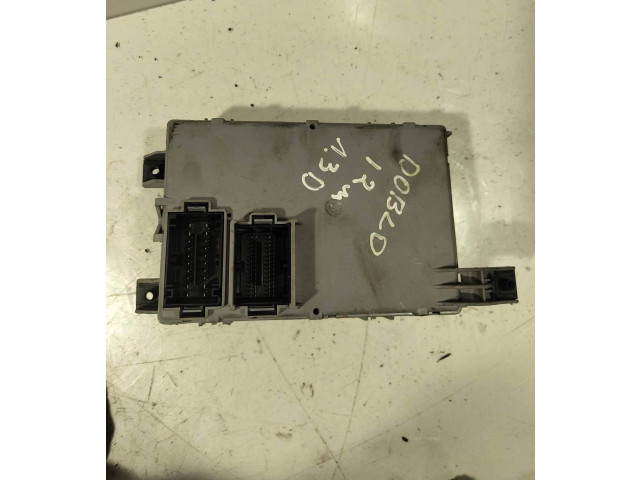   Pojistková skříňka 00518948170, 28287074   Fiat Doblo 2012