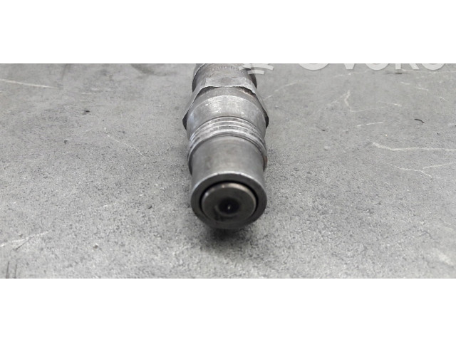 Форсунка 068130201B Volkswagen Golf II