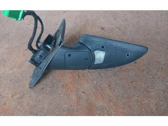 Зеркало электрическое        Volvo V70  2005 - 2008 года   