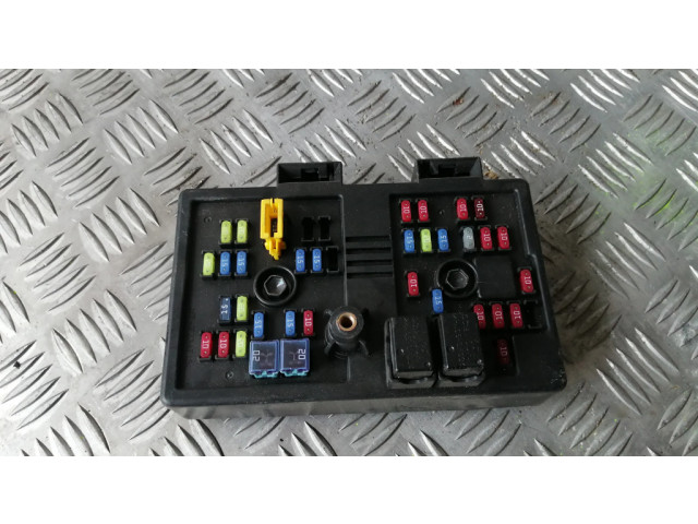 Блок предохранителей 9682108282   Chevrolet Captiva    