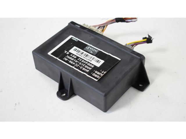 Блок комфорта 8W832C496AC Jaguar XF X250