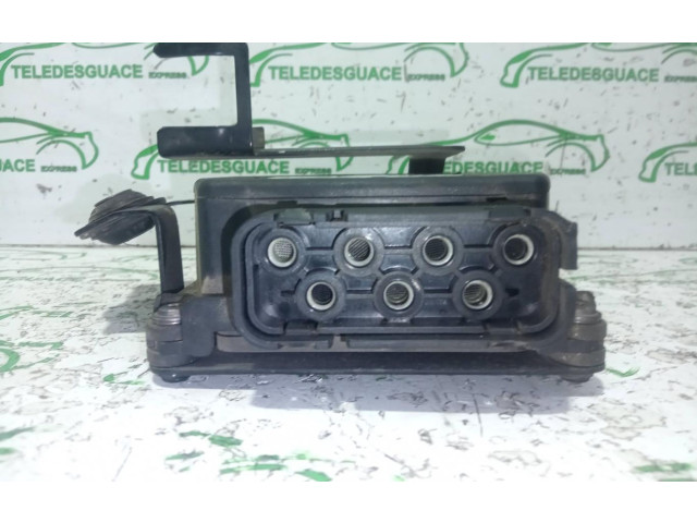 Блок управления двигателя 1K0906279B Dacia Logan II