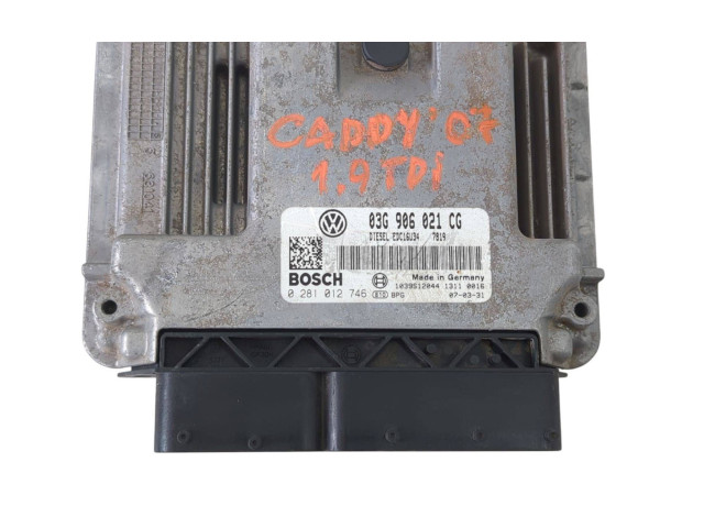 Řídící jednotka 03G906021CG, 1039S12044   Volkswagen Caddy 2008