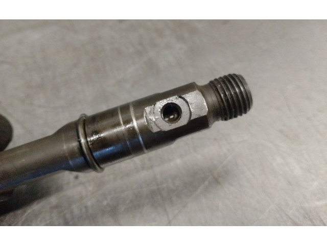 Форсунка 059130201E    Audi A6 S6 C5 4B  AFB 