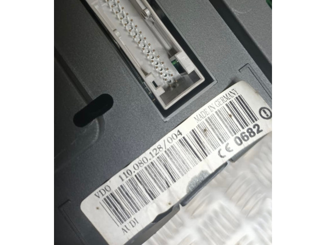 Панель приборов 110080128004 Audi A6 S6 C5 4B