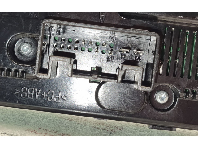 Блок управления климат-контролем 5E0820047N Skoda Octavia Mk3 (5E)