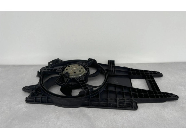 Вентилятор радиатора 823700600 Fiat Idea