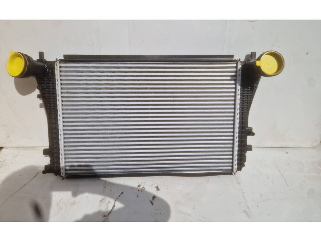 Интеркулер  1K0145803T   Volkswagen Touran I 