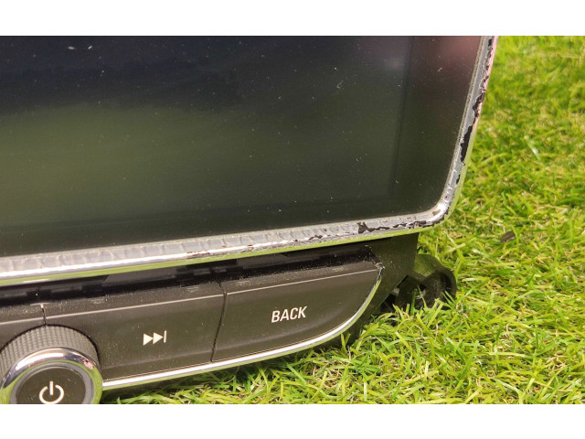 Дисплей    42670751, 545290509   Buick Encore I