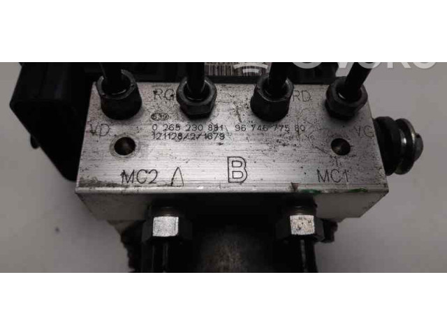 Блок АБС 9674677580   Peugeot  5008   -  года