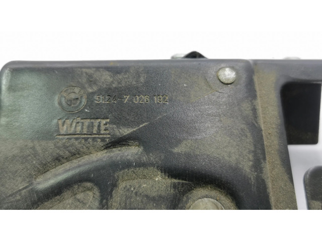 Zámek zadních dveří 7026192, 51247026192 BMW 3 E46 2002