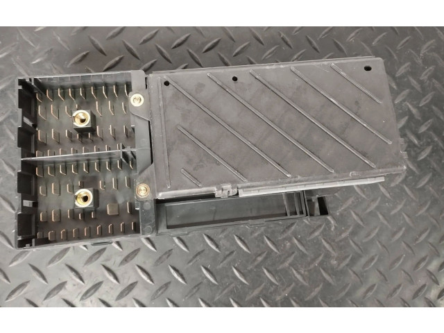 Блок предохранителей  1L1T-14A067-AB, 003068230   Ford F150    