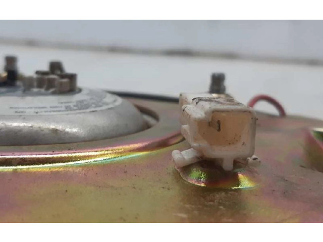 Подушка безопасности двери 5JS061X9AF   Jeep Cherokee III KJ