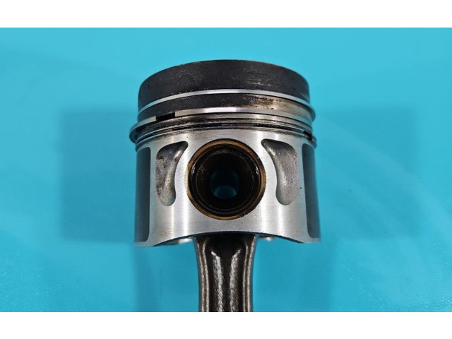 Píst IMPRK1390488 Volkswagen PASSAT B5.5