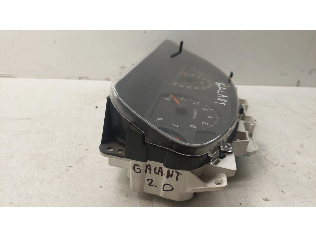 Панель приборов MR381822, 1573904461 Mitsubishi Galant