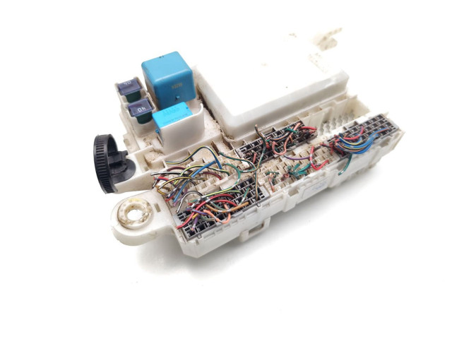 Pojistková skříňka Toyota Hilux (AN10, AN20, AN30) 2006