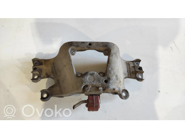 Кронштейн крепления коробки передач