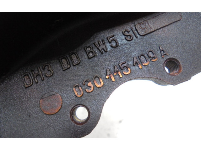 Масляный насос  2 030115109A, 030115109A  Volkswagen Golf II 