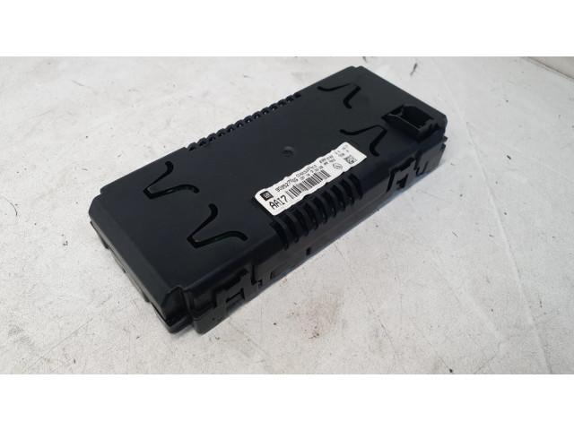 Экран/ дисплей / маленький экран