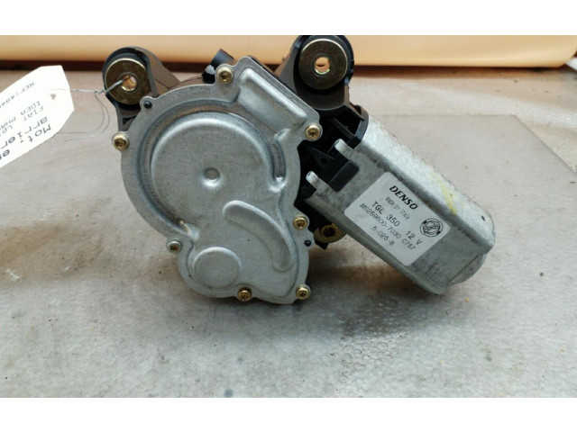 Моторчик заднего дворника 51848464    Fiat Idea