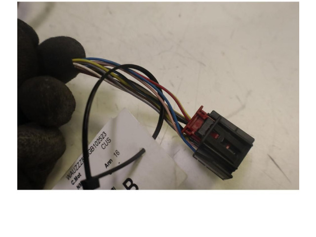 Зеркало электрическое Audi A1 2010 - 2018 года