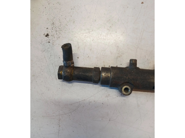 Топливная рампа 30622085   Volvo XC90  