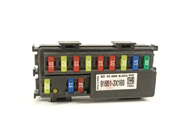 Pojistková skříňka Řídící jednotka BSM 919513X160 Hyundai i30 2017