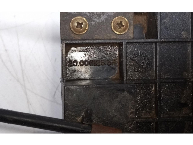 Řídící jednotka 200061263F Nissan Patrol 160