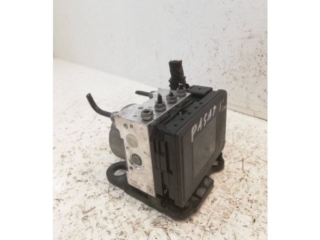 Блок АБС 5Q0614517CG, 5Q0614517CG   Volkswagen  PASSAT B8  2015 - 2023 года
