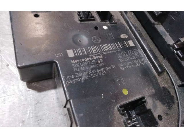 Pojistková skříňka Řídící jednotka BSM 2049001102, 2049001102 Mercedes-Benz CLK AMG A208 C208 2009