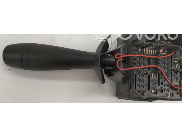 Ручка стеклоочистителей 8201168003 Dacia Dokker