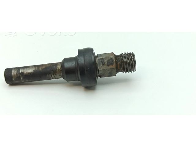 Vstřikovač 0437502010 Mercedes-Benz S W116 pro benzínový motor 2.8