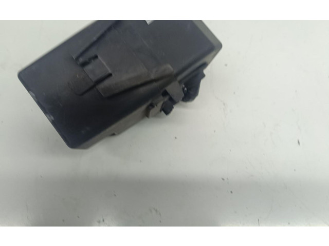 Блок предохранителей 1J0941389B   Audi A3 S3 8L    